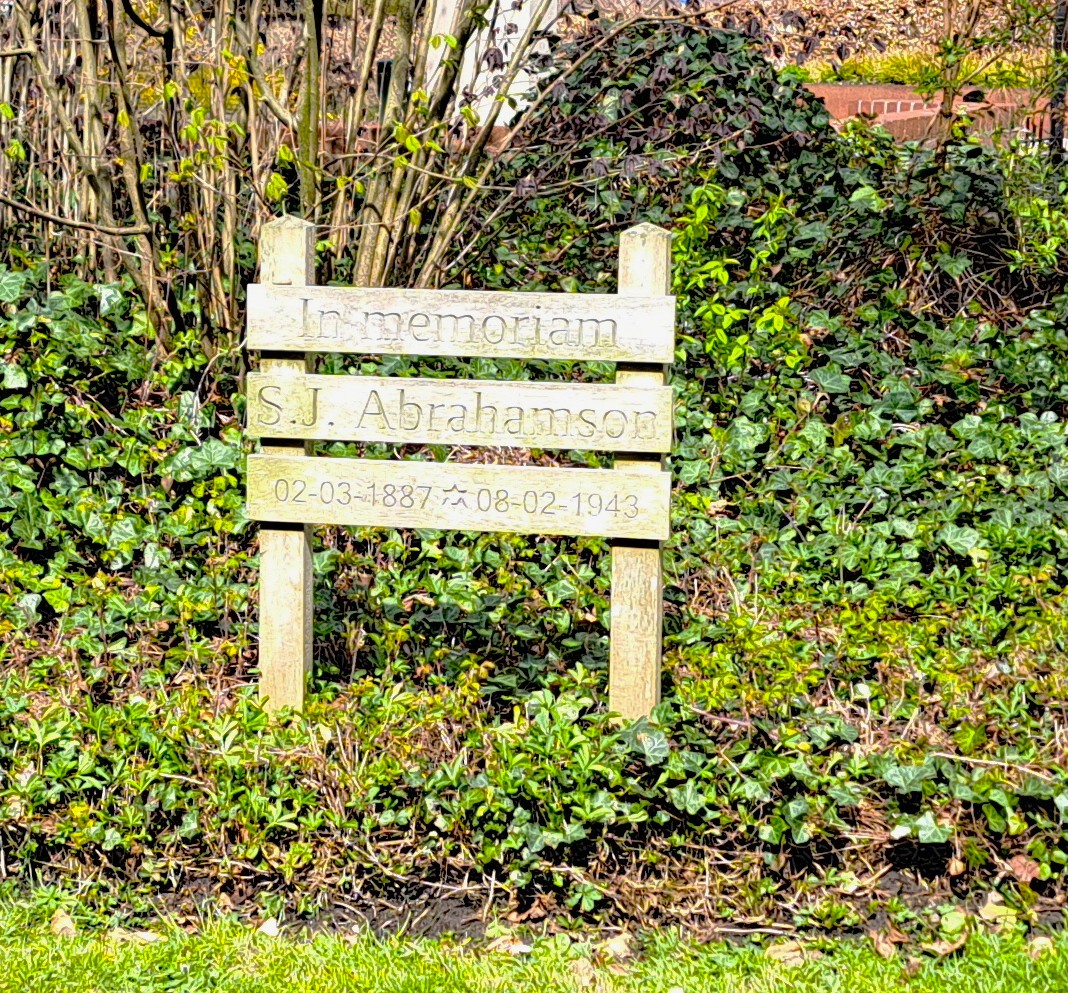 Gedenkbord Abrahamson BP